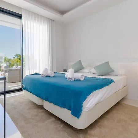 Luxury Golden Mile - 5 Bed & Open Sea View * Marbella