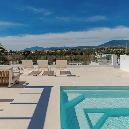 Luxury Golden Mile - 5 Bed & Open Sea View Marbella